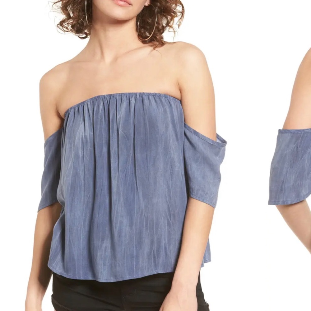 Nordstrom Off the shoulder Blue top - never worn